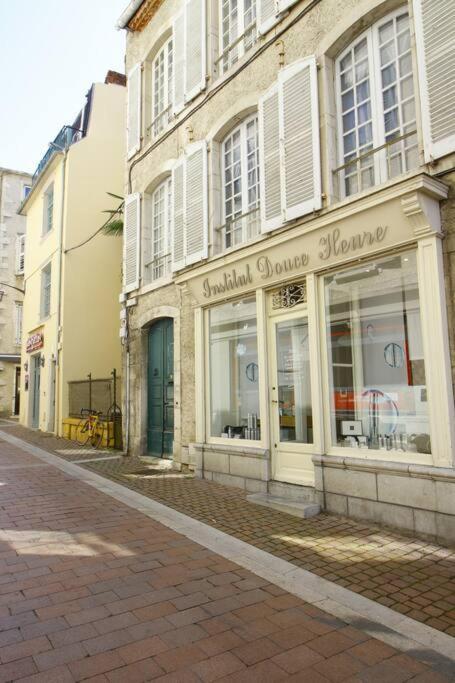 Quartier Historique Du Chateau Bel Appt Meuble Pau Exteriér fotografie